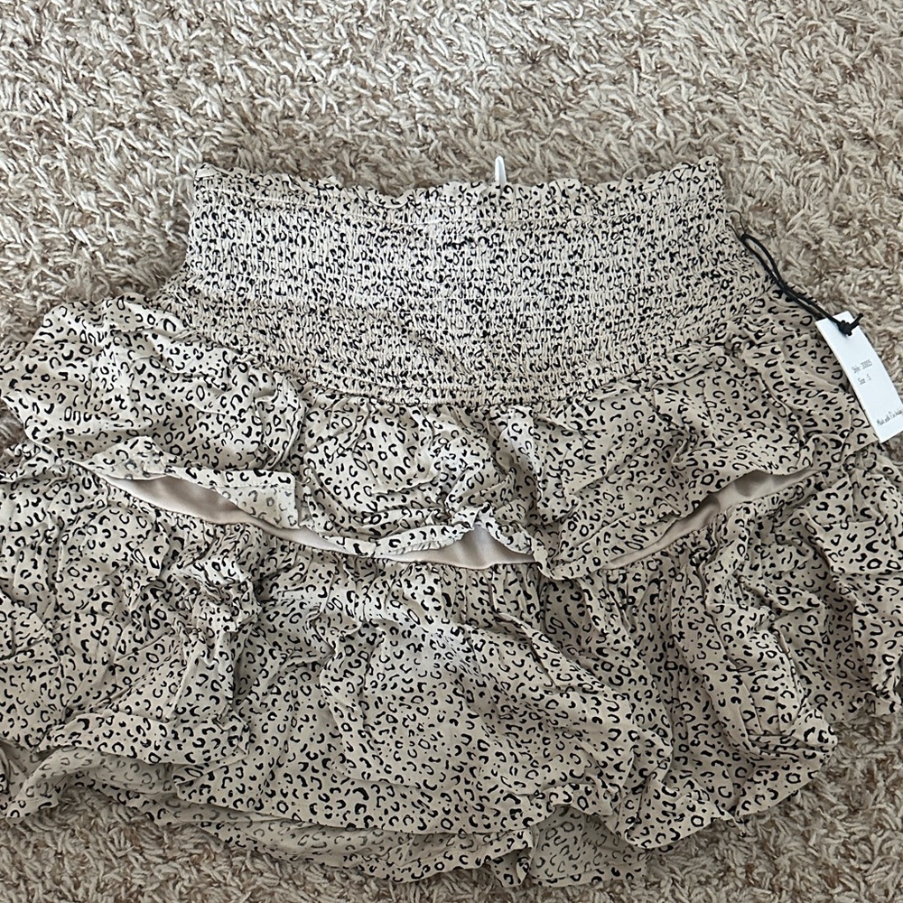 Japna Beige and Black Patterned Skirt